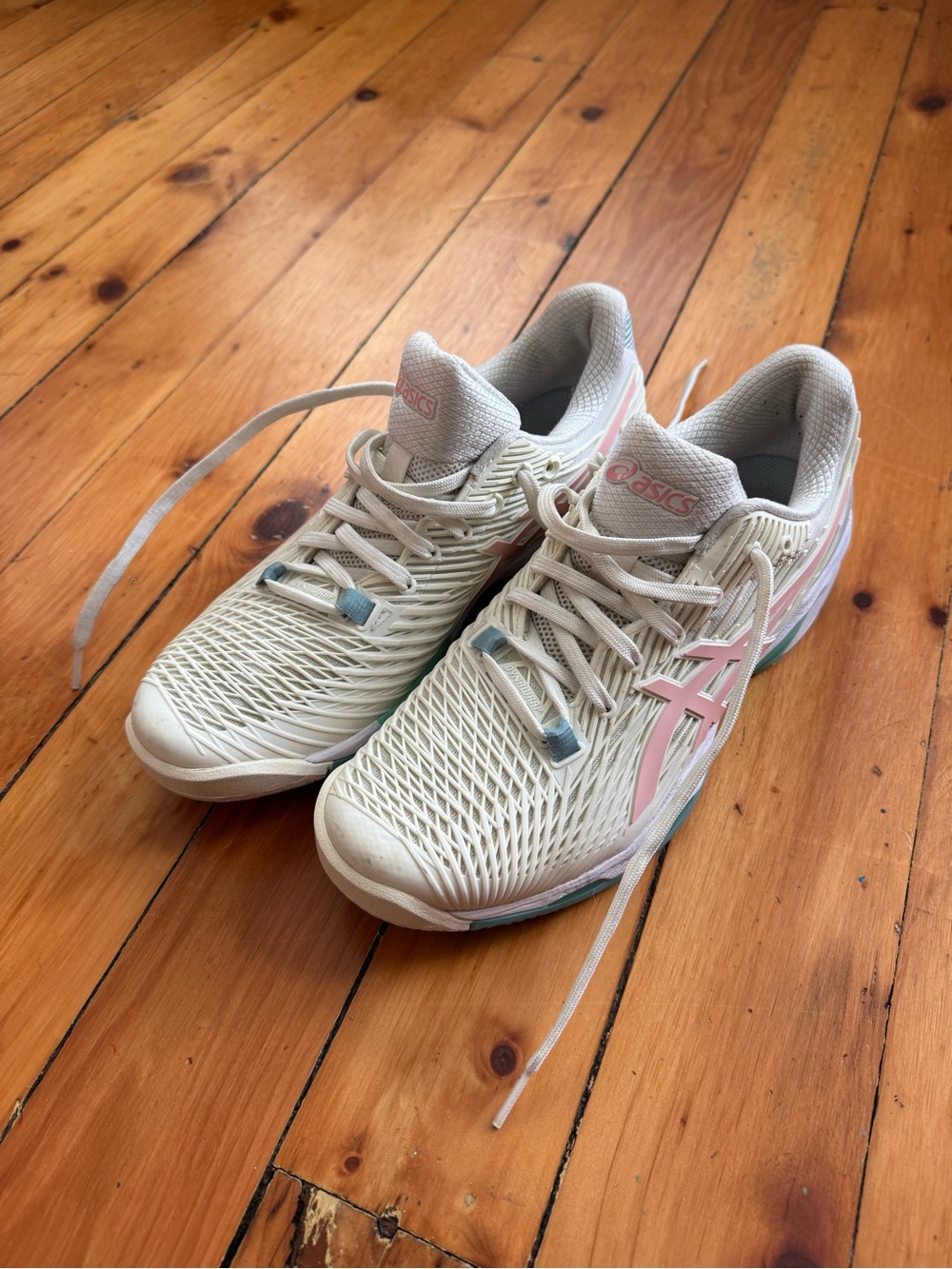 ASICS Solution Speed FF Women’s Tennis Shoes White / Frosted Rose Size 9.5